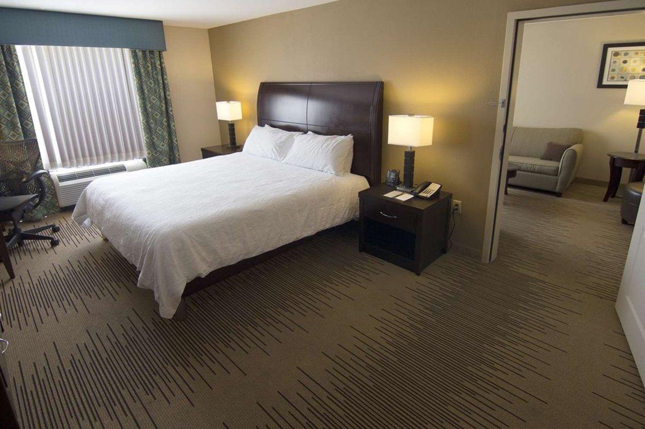 Hilton Garden Inn Cincinnati/Mason Exterior photo